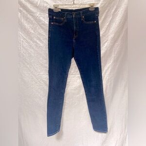 Women’s GAP true skinny high rise blue jeans